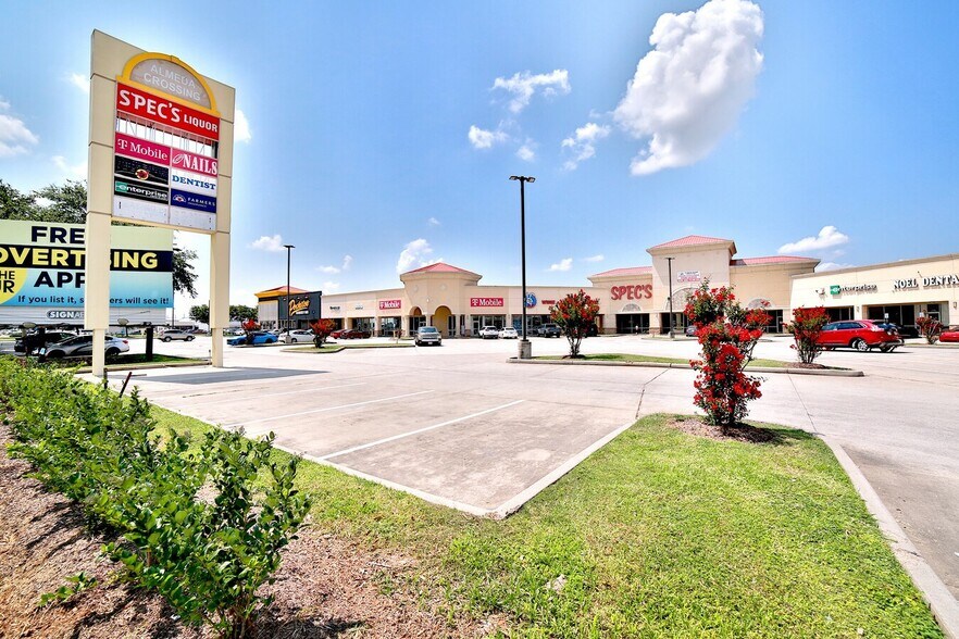 More Photos Of 11130 Gulf Fwy, Houston Unknown For Lease