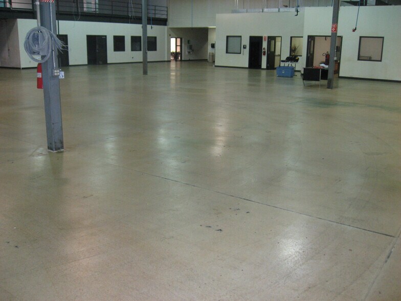 More Photos Of 1797 Boxelder St, Louisville Manufacturing For Lease