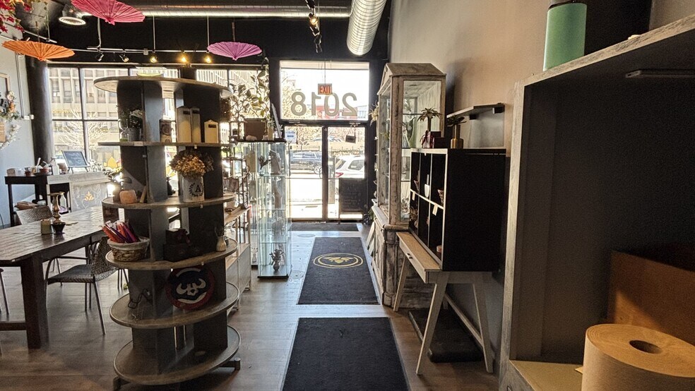 More Photos Of 2014-2036 S Michigan Ave, Chicago Office Residential For Lease