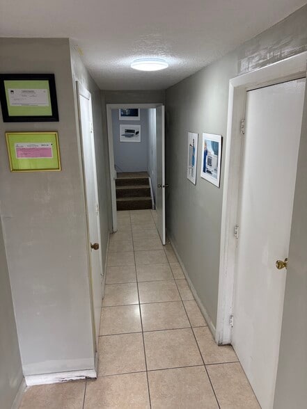 More Photos Of 1750 W 39th Pl, Hialeah Warehouse For Sale