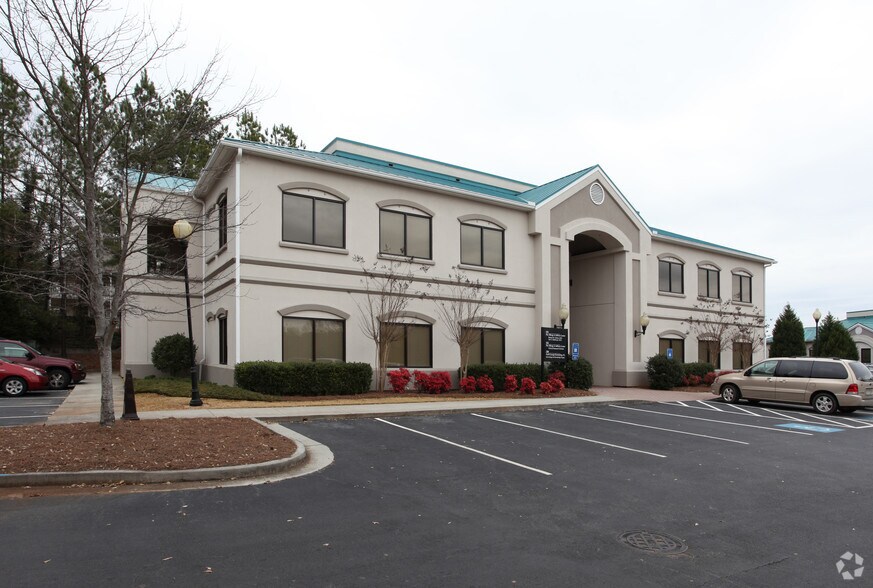 More Photos Of 565 Old Norcross Rd, Lawrenceville Medical For Lease
