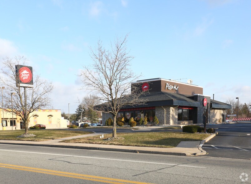 More Photos Of 1111 E Philadelphia Ave, Gilbertsville Restaurant For Sale