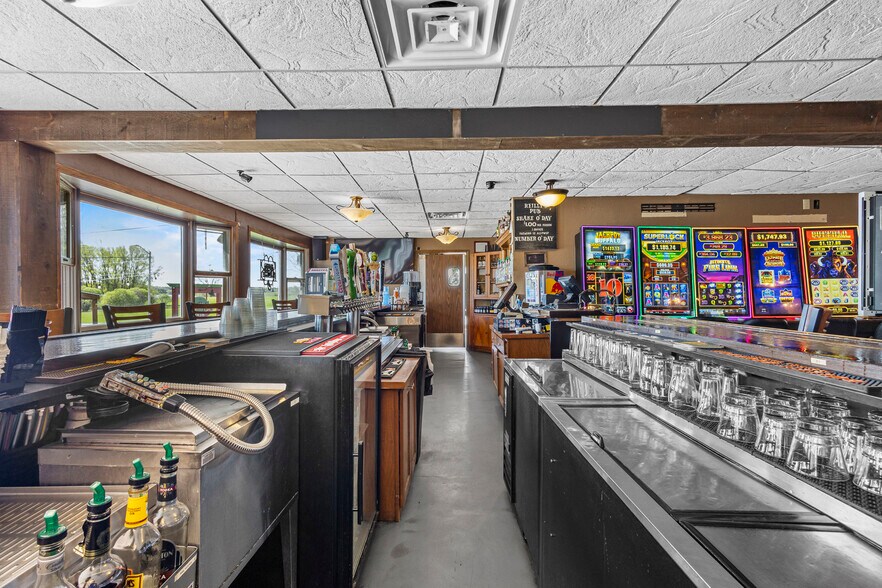 More Photos Of N4111 S Lakeshore Dr, Markesan Restaurant For Sale