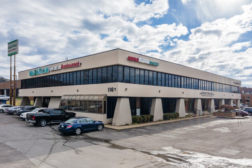 More Photos Of 116 Wilson Pike Cir, Brentwood Office For Lease