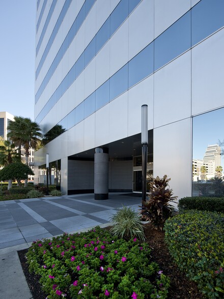 More Photos Of 135 W Central Blvd, Orlando Office For Lease