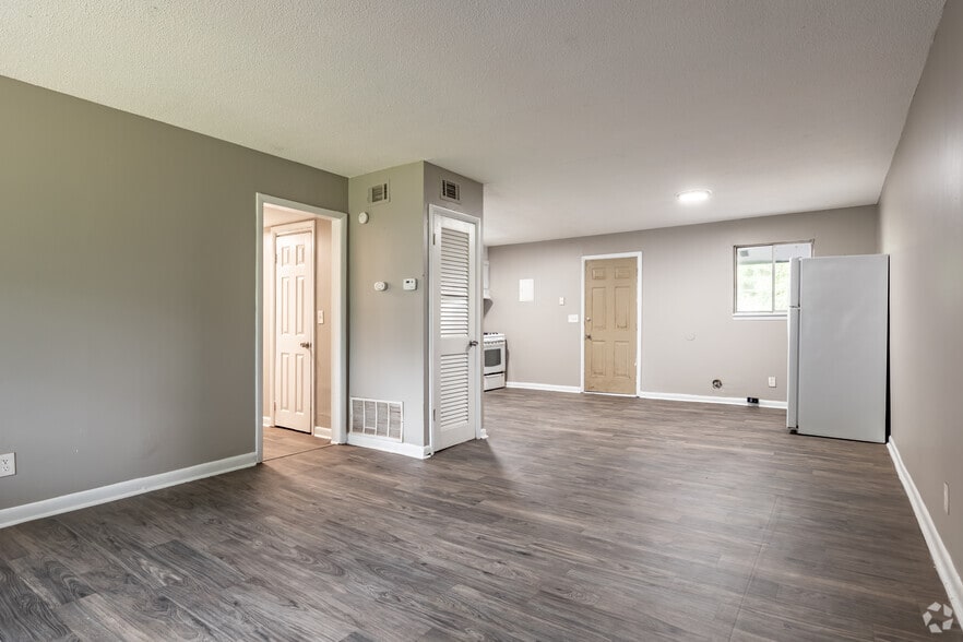 More Photos Of 3937 Glenwood Rd, Decatur Apartments For Sale
