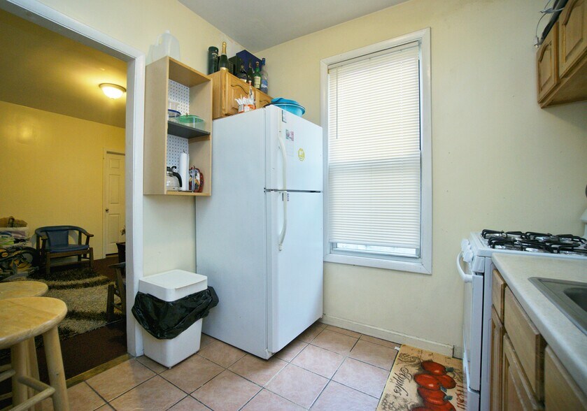 2611 Avenue U, Brooklyn, NY 11229 Storefront Retail Residential For