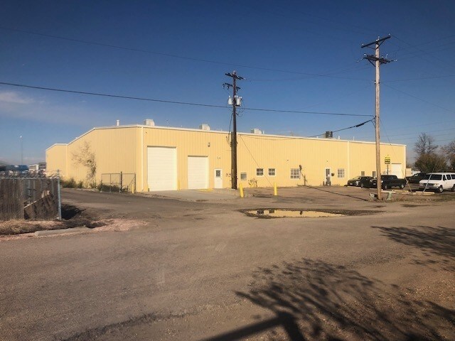 More Photos Of 651 E 66th Ave, Denver Warehouse For Lease
