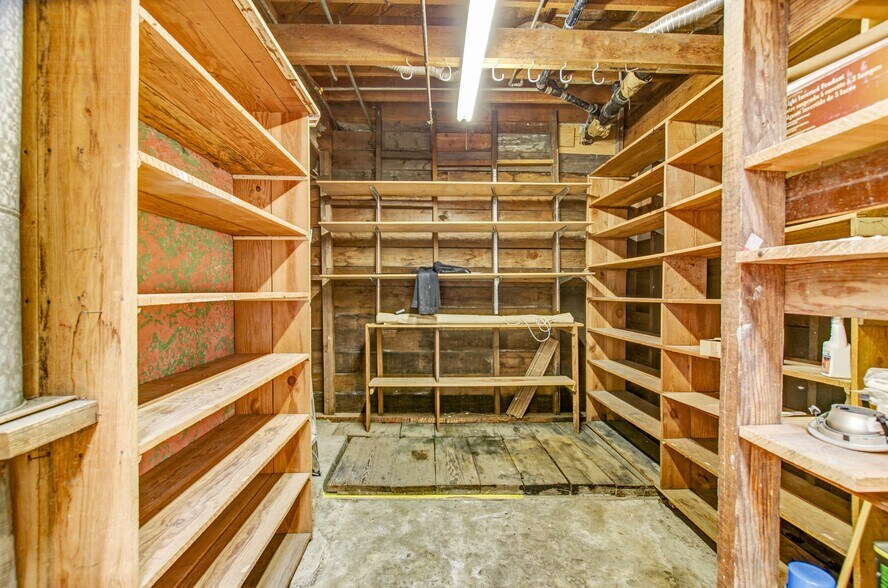 More Photos Of 512 Wilson St, Santa Rosa Storefront Retail Residential For Lease