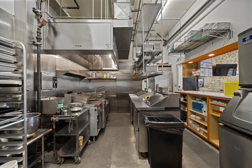 More Photos Of 1232 N State St, Bellingham Restaurant For Sale
