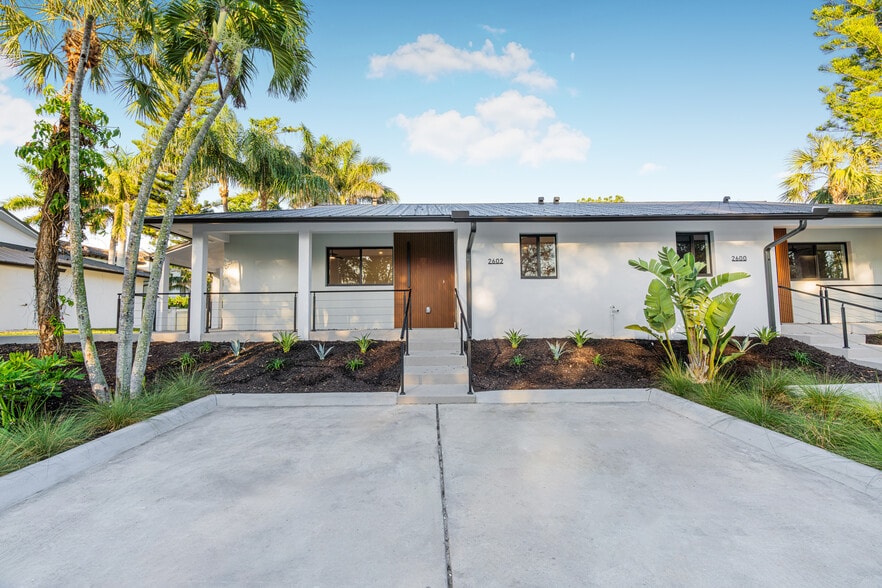 More Photos Of 2616 Lakeview Dr, Naples Apartments For Sale