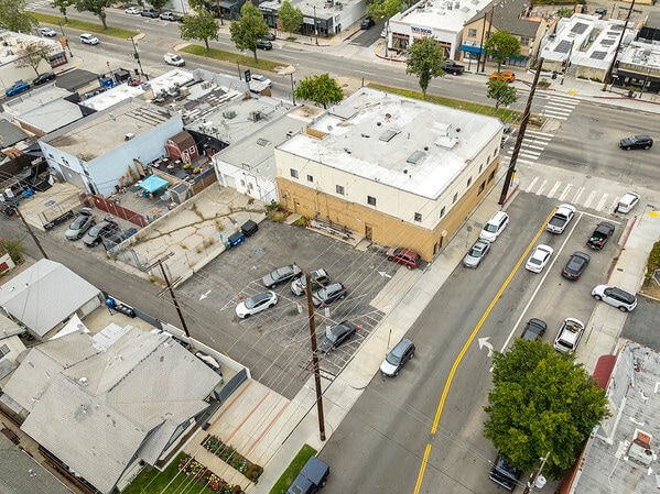 More Photos Of 1620 Colorado Blvd, Los Angeles Freestanding For Sale