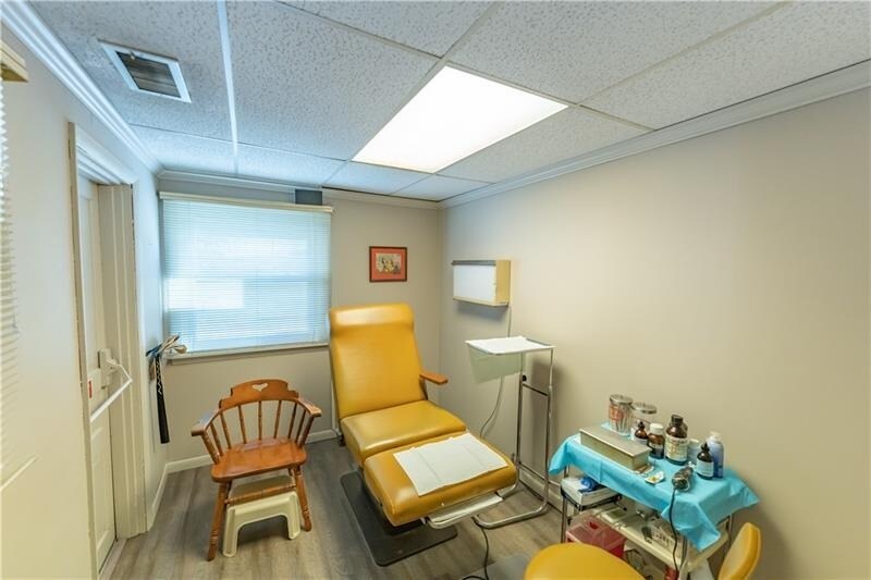 More Photos Of 4064 William Penn Hwy, Murrysville Medical For Lease