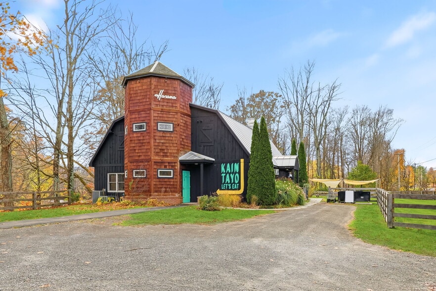 Primary Photo Of 5125 US Highway 209, Accord Restaurant For Sale