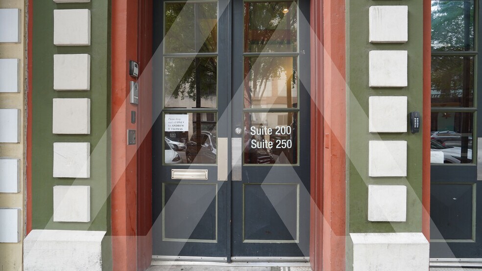 More Photos Of 912 Prairie St, Houston Office For Lease