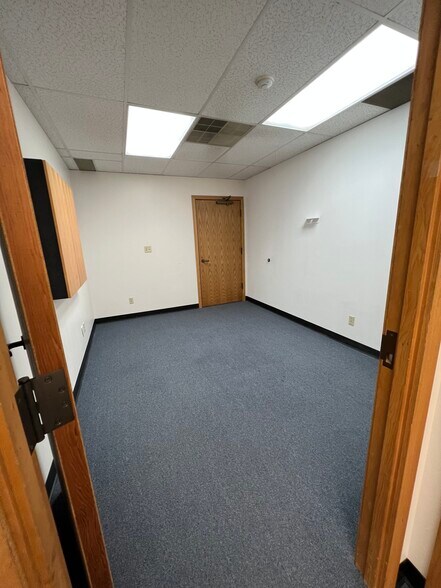 More Photos Of 16770 NE 79th St, Redmond Office For Lease