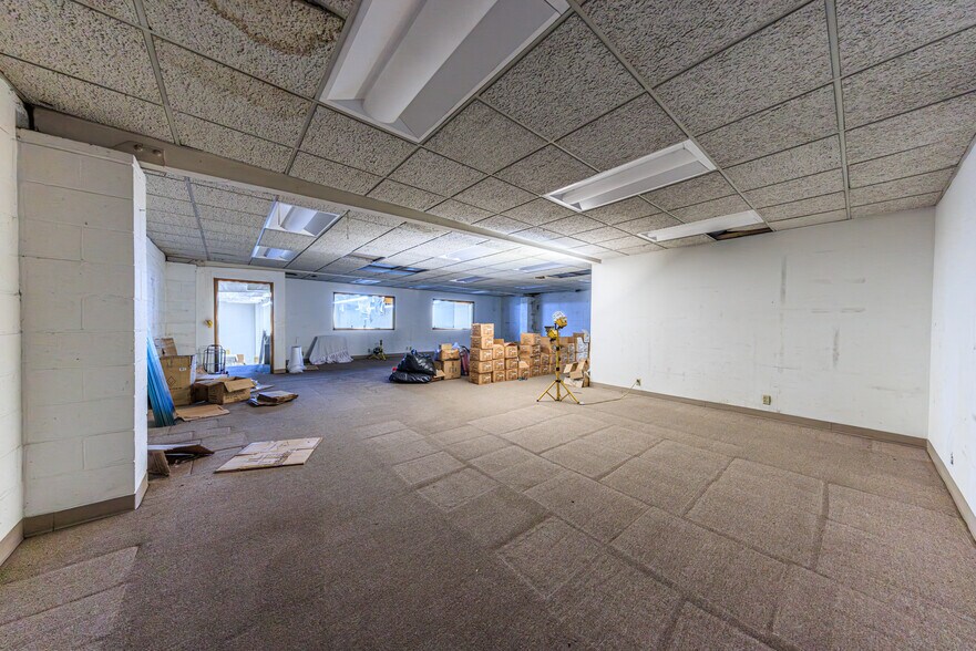 More Photos Of 1338 Washington Blvd, Los Angeles Light Manufacturing For Sale