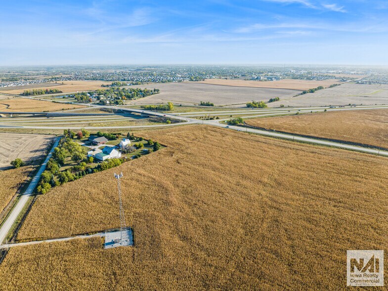 More Photos Of 8401 Angle Rd, Cedar Rapids Land For Sale