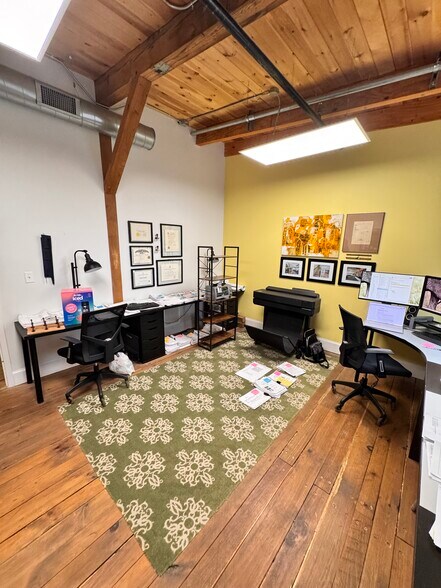 More Photos Of 60 Pleasant St, Ashland Flex For Lease