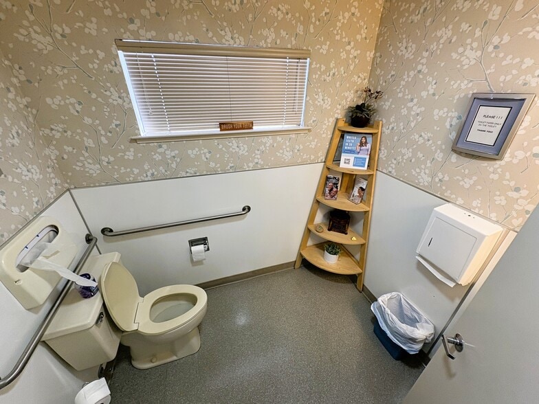 More Photos Of 1100-1102 Scott Blvd, Santa Clara Medical For Sale