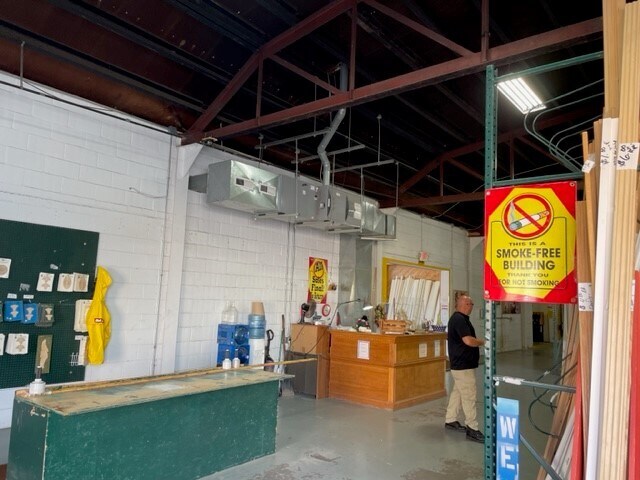 More Photos Of 720 E Lincolnway, Laporte Warehouse For Sale