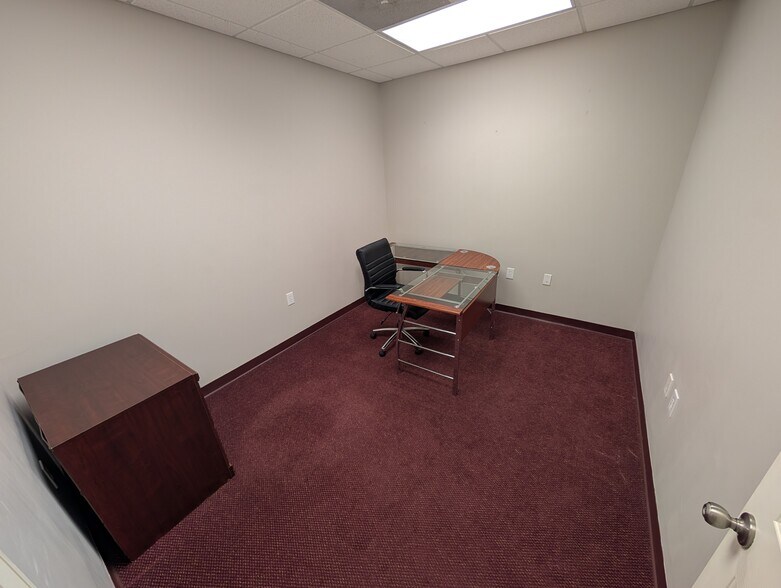 More Photos Of 1890 S Main St, Wake Forest Office For Lease