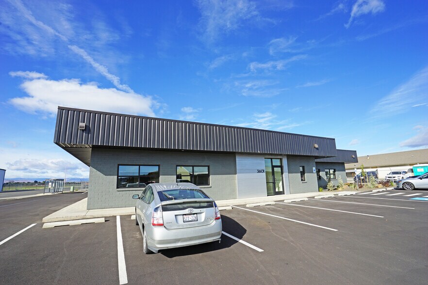 More Photos Of 3601 W Washington Ave, Yakima Office For Lease