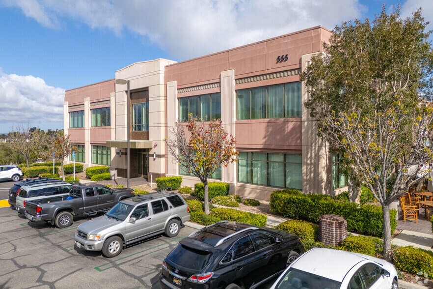 More Photos Of 800 Corporate Dr, Ladera Ranch Unknown For Lease