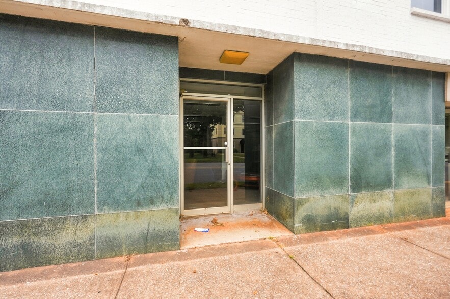 More Photos Of 3506 Memorial Ave, Lynchburg Office For Sale