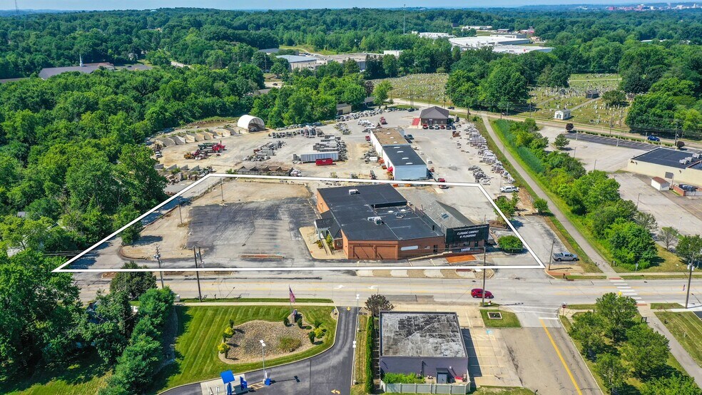 More Photos Of 50 Southeast Ave, Tallmadge Freestanding For Sale