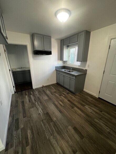 More Photos Of 1322 5th Ave, Los Angeles Multifamily For Sale