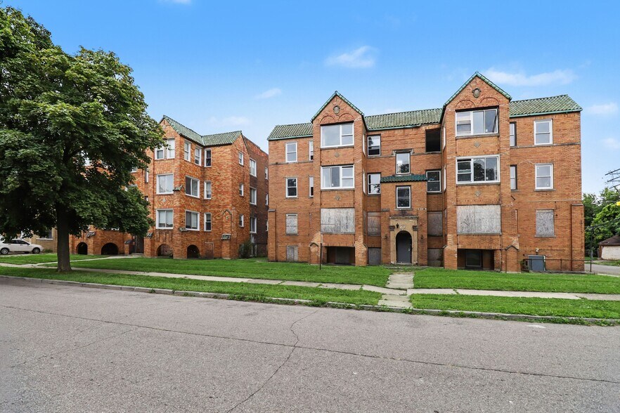 More Photos Of 3017-3029 W Buena Vista St, Detroit Apartments For Sale