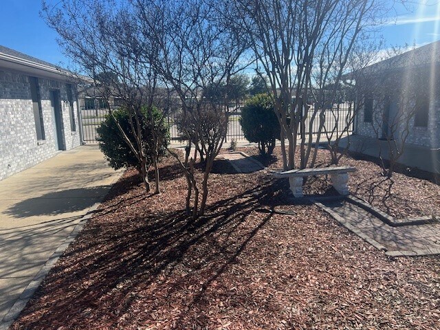 More Photos Of 775 Indian Trl, Harker Heights Medical For Sale