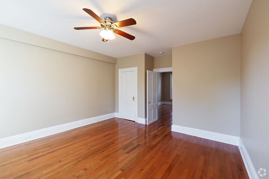 More Photos Of 458 Broadway, Kingston Storefront Retail Residential For Sale