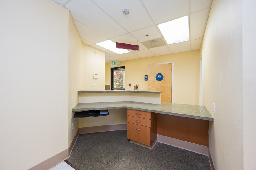 More Photos Of 325 Posada Ln, Templeton Healthcare For Lease