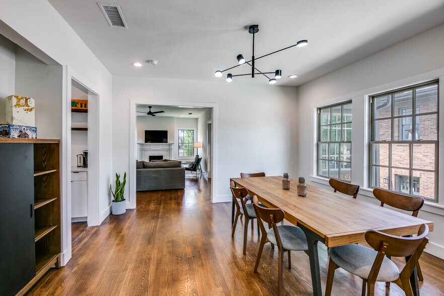 More Photos Of 4106 Swiss Ave, Dallas Office Residential For Lease