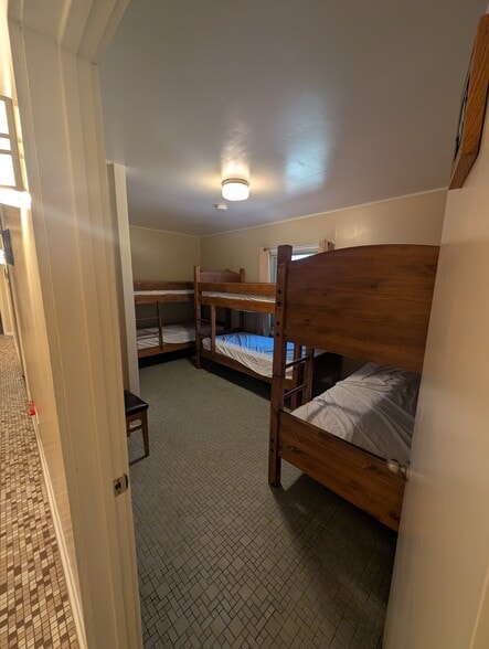 More Photos Of 101 Marapai Rd, Prescott Specialty For Sale