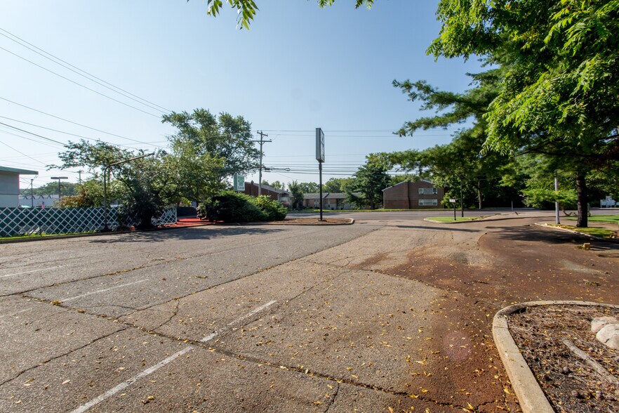 More Photos Of 329 Lincoln Hwy, Fairless Hills Warehouse For Sale