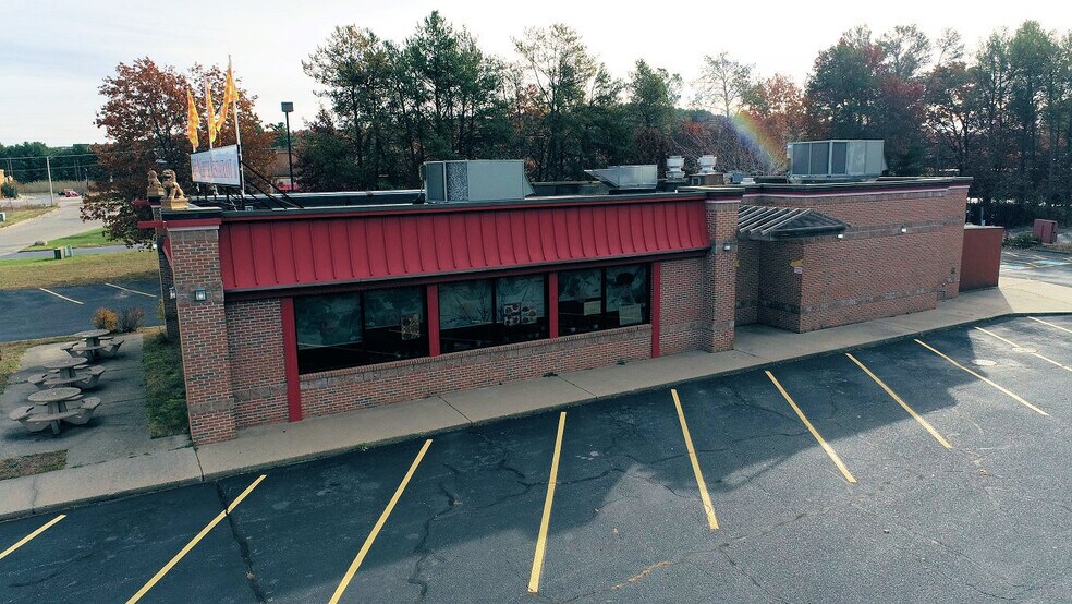 More Photos Of 630 S Frontage Rd, Wisconsin Dells Fast Food For Sale