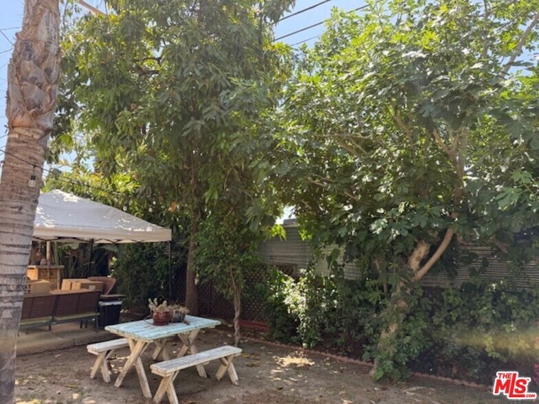 More Photos Of 5724-5726 La Mirada Ave, Los Angeles Apartments For Sale