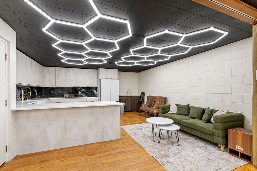 More Photos Of 6206 Lilac Dr N, Brooklyn Center Religious Facility For Sale