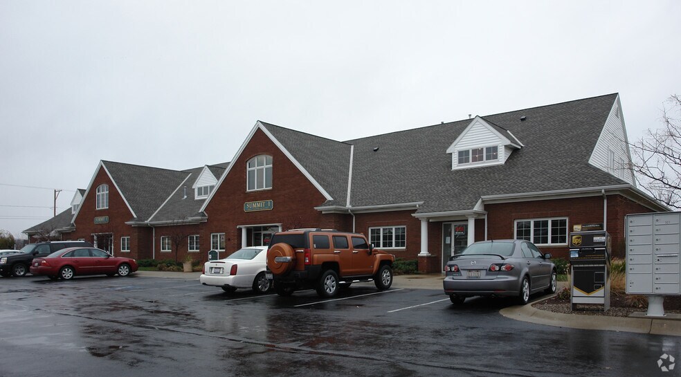 Primary Photo Of 6155 Park Sq, Lorain Medical For Sale