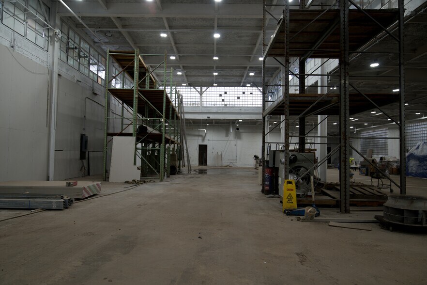 Primary Photo Of 828 Newark Ave, Elizabeth Warehouse For Lease