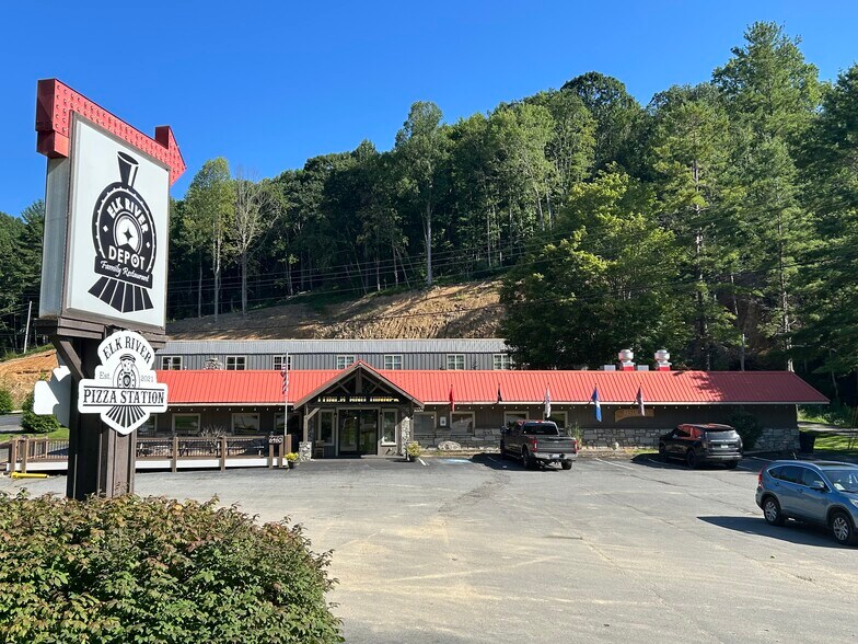 Primary Photo Of 6460 Banner Elk Hwy, Elk Park Restaurant For Sale