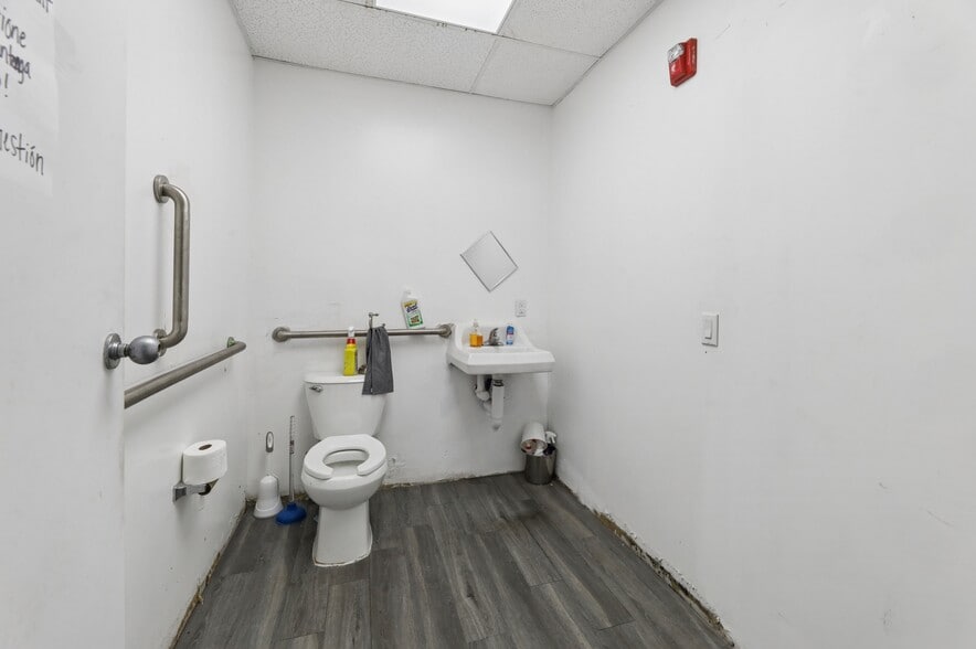 More Photos Of 57 Leuning St, South Hackensack Warehouse For Sale