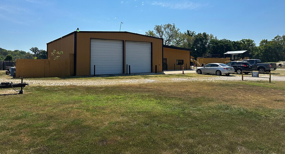 More Photos Of 201 Hummel Ross Rd, Hopewell Warehouse For Sale