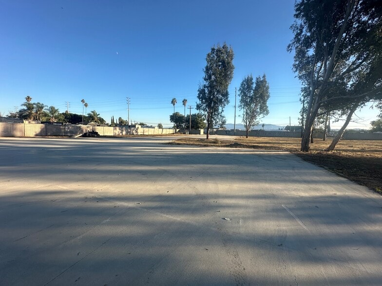 More Photos Of 0 Edison Ave, Ontario Land For Sale