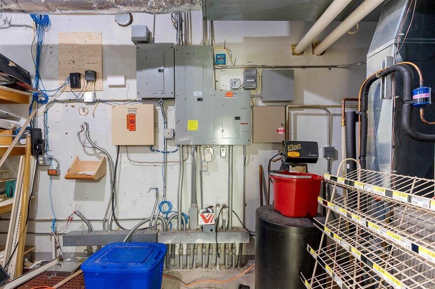 More Photos Of 107 Main St, Luxemburg Convenience Store For Sale