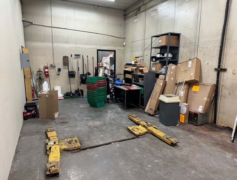 More Photos Of 1823 John B White Sr Blvd, Spartanburg Convenience Store For Sale