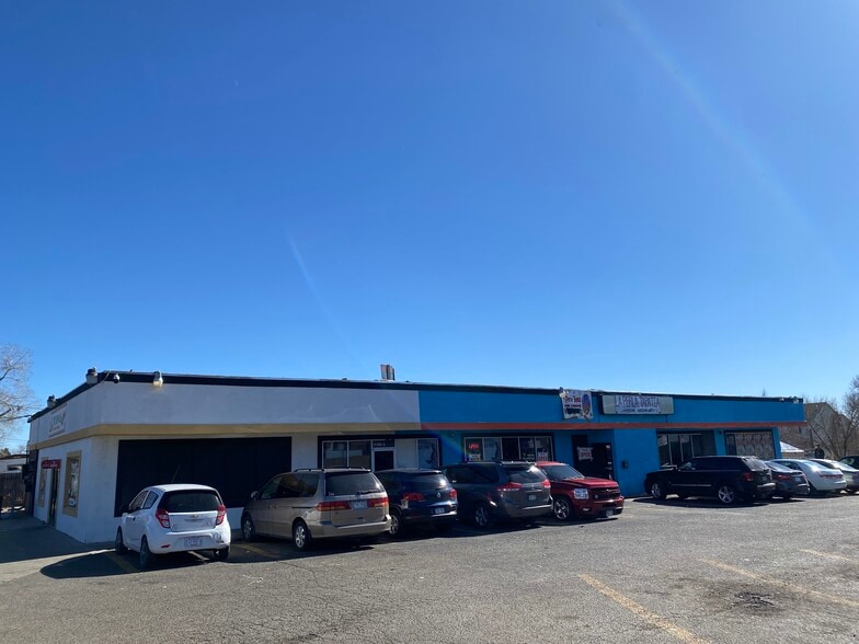 More Photos Of 7575 Broadway St, Denver Restaurant For Sale